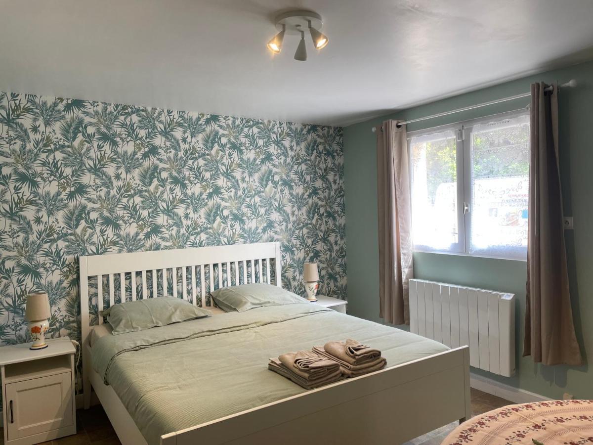 Chambre Independante Bed & Breakfast Lalinde Bagian luar foto